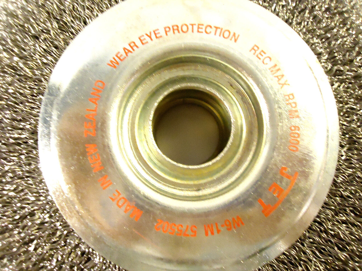 6 "Bench Grinder Wire Wheel, 1" Face / Width, W/5 pr. Bushings, Jet Equip., New.