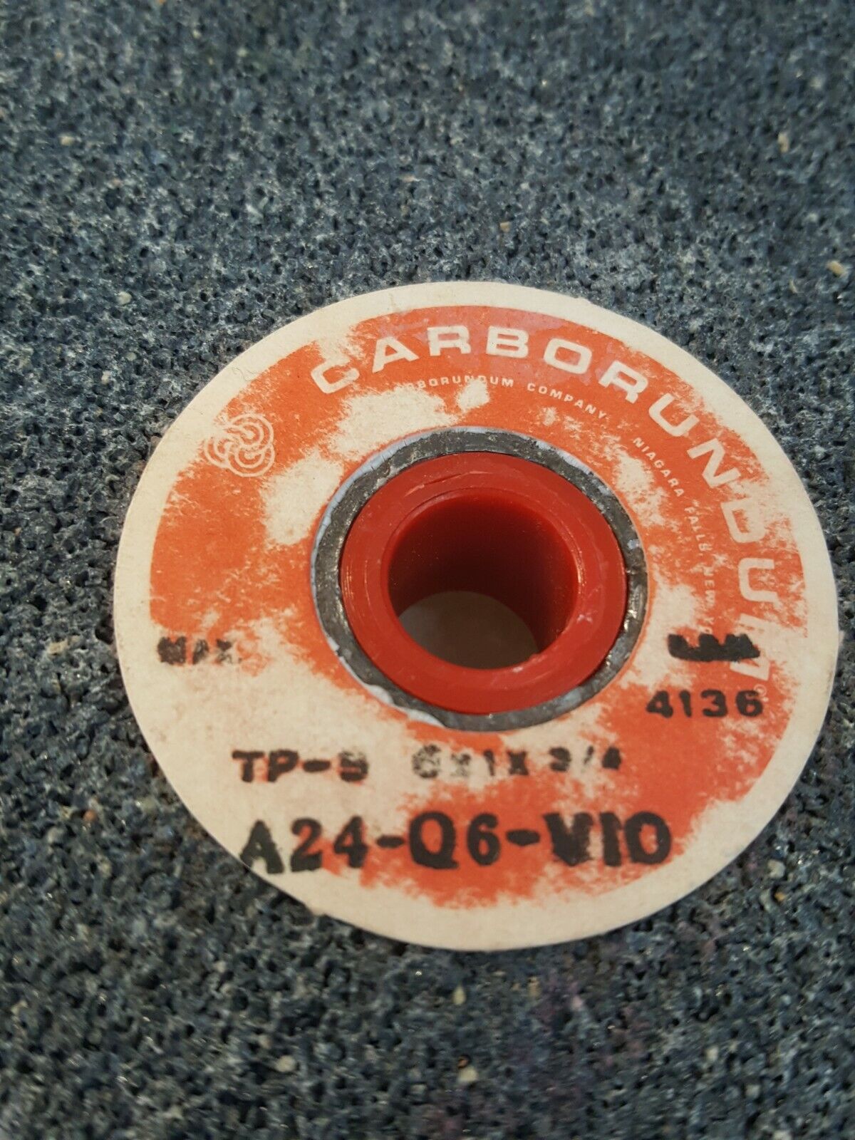 CARBORUNDUM GRINDING WHEEL 24 GRIT 6" X 1" X 3/4", A24-Q6-V10, 1 RECESSED SIDE