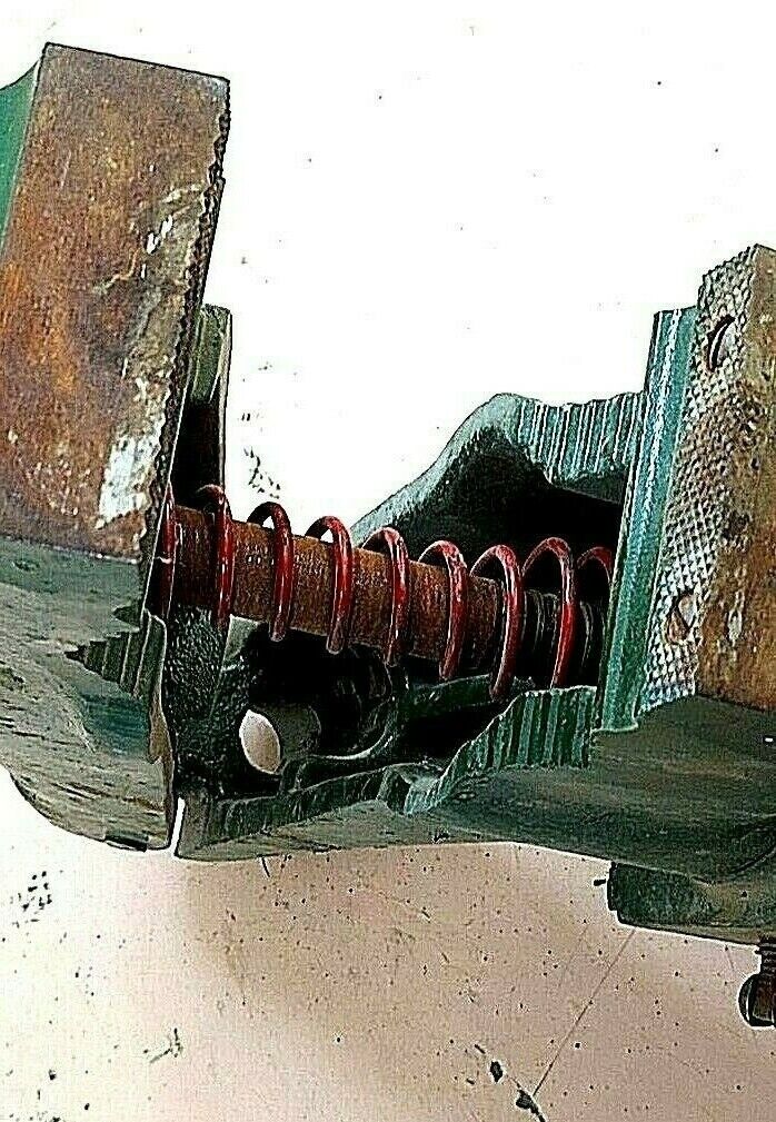 Vintage COLE TOOL MFG Blacksmith No11 Post Vise Anvil ST. ANNE ILLINOIS, XLNT