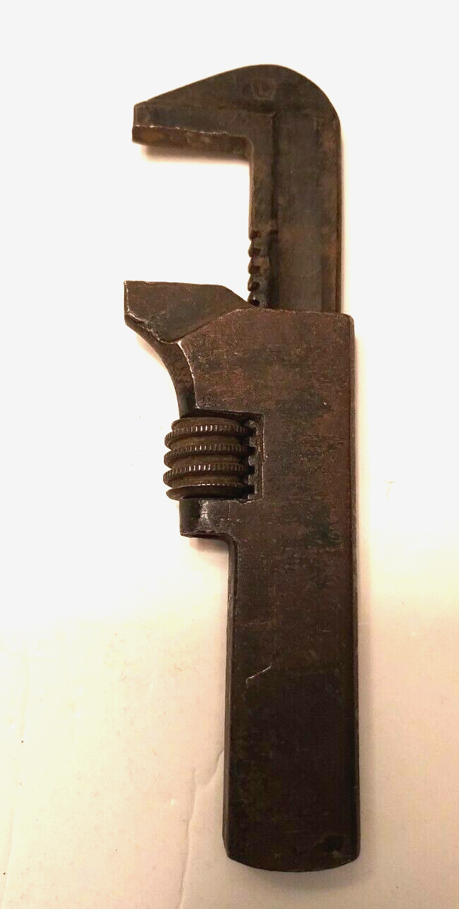 Vintage 4-3/8" ADJUSTABLE WRENCH with an "L" in a Keystone Logo (only marking)