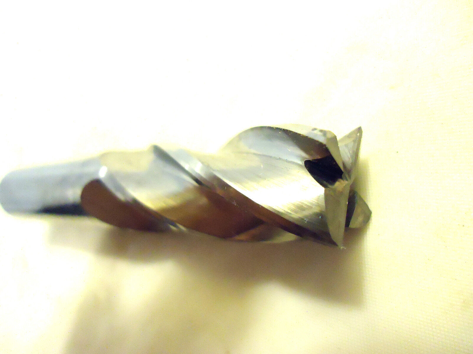 Ultra Tool Series 120 Solid Carbide End Mill, 5/8”, 4 Flute, Uncoated, USA, New.