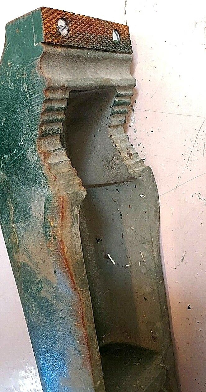 VTG. COLE TOOL MFG Blacksmith No11 Post Vise Anvil ST. ANNE IL., No Lead Screw