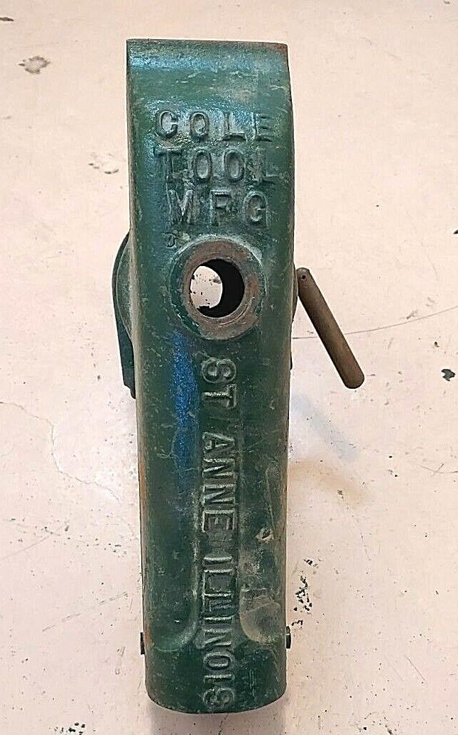 VTG. COLE TOOL MFG Blacksmith No11 Post Vise Anvil ST. ANNE IL., No Lead Screw