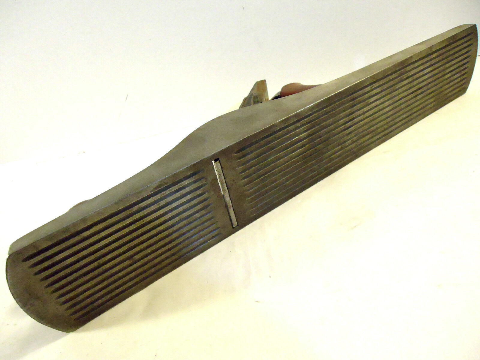 Vintage WINCHESTER #3030 Fore Wood Plane, 18”, Corrugated, Used.