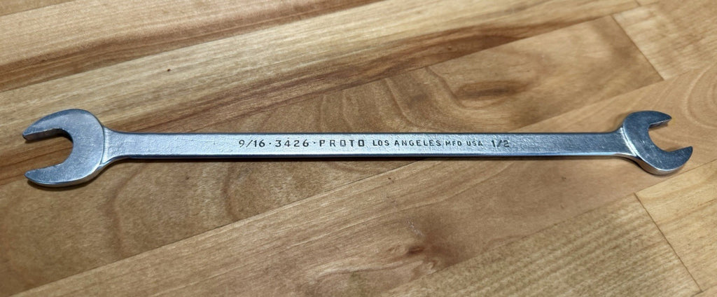 8732752