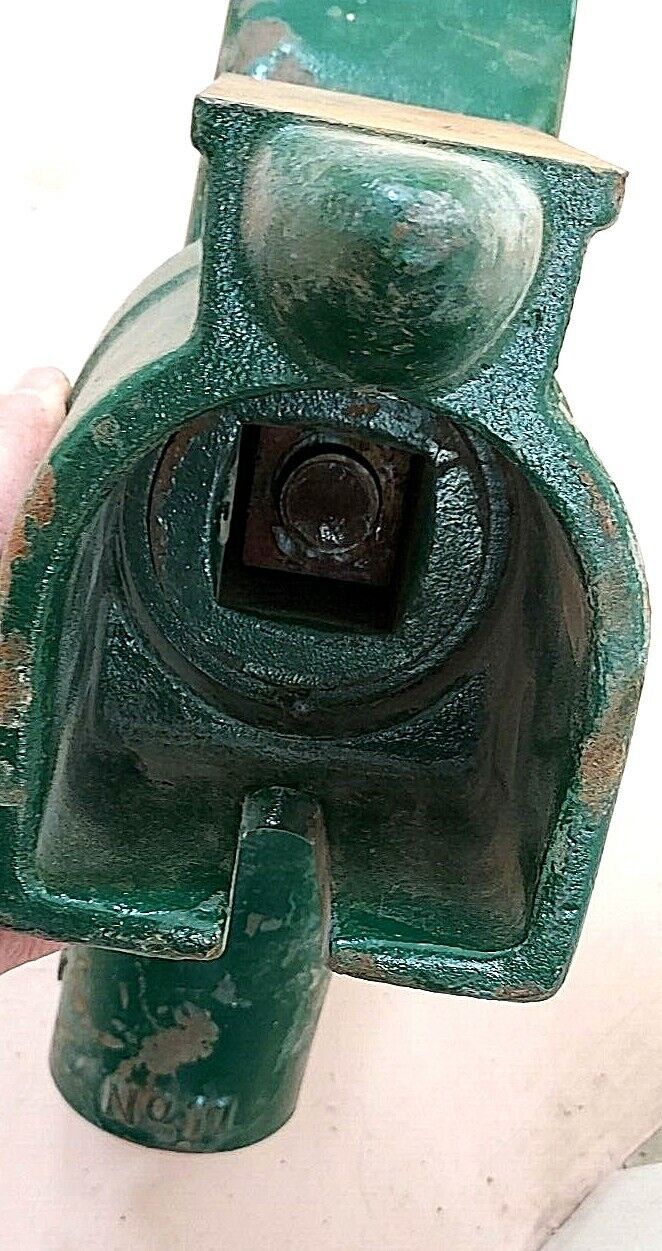 Vintage COLE TOOL MFG Blacksmith No11 Post Vise Anvil ST. ANNE ILLINOIS, XLNT