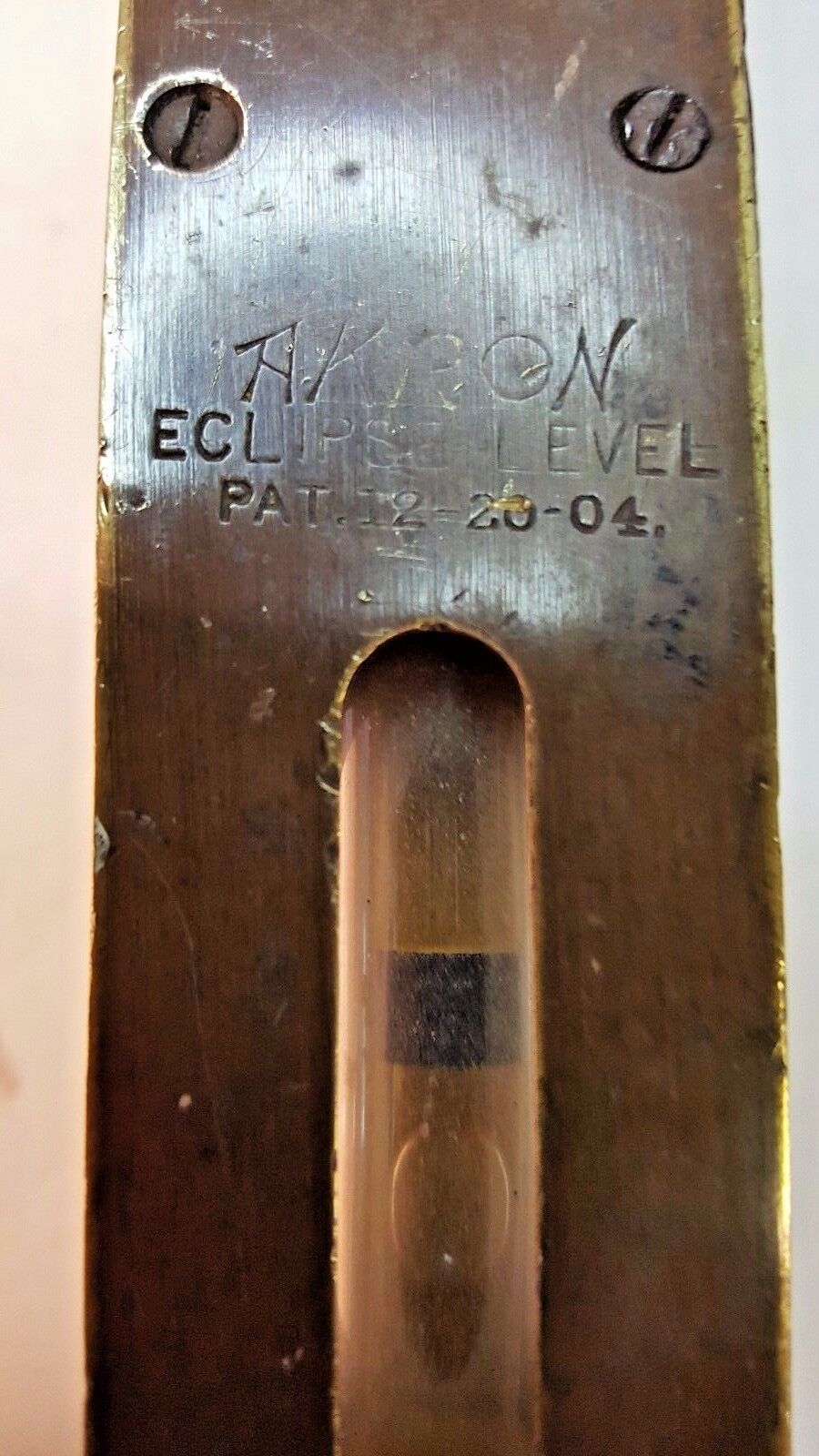 Vintage AKRON ECLIPSE LEVEL, 28”, Wooden Brass Bound, Pat. 12-20-04, Used