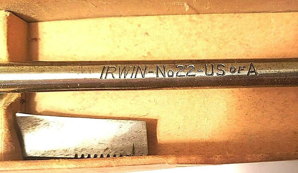 Vtg. Irwin Micro-Dial Expansive Wood Bit No.22 Bores 7/8'' To 3'' With Box