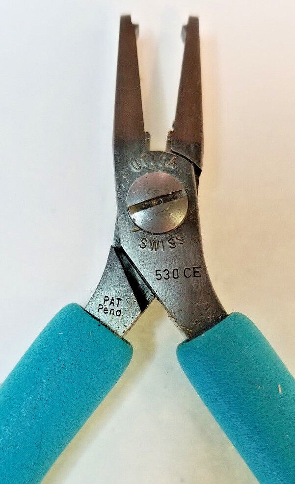 Utica-Swiss U530CE Flush Cut Plier - Standoff Shear, Cuts Copper Wire to .062"