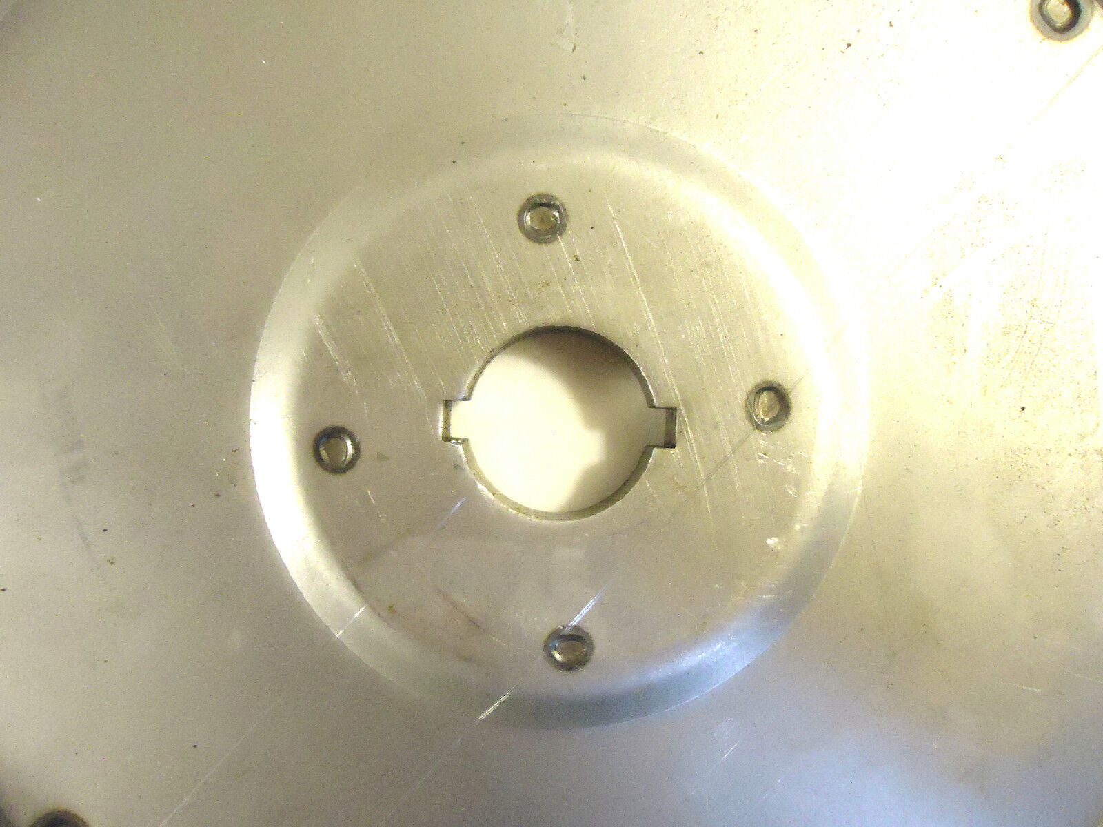 Knotted Twisted Wire Wheel 15”, USA, New.