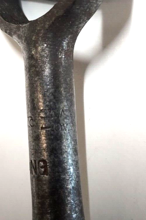 Vintage (Orig. OTC)  Owatonna Tool Co 3/8" Swivel Head Ratchet, USA Pat. Pending