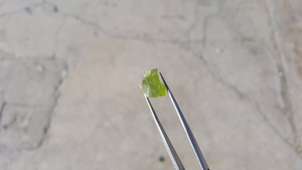 Peridot, San Carlos, Rough, 9.85 cts