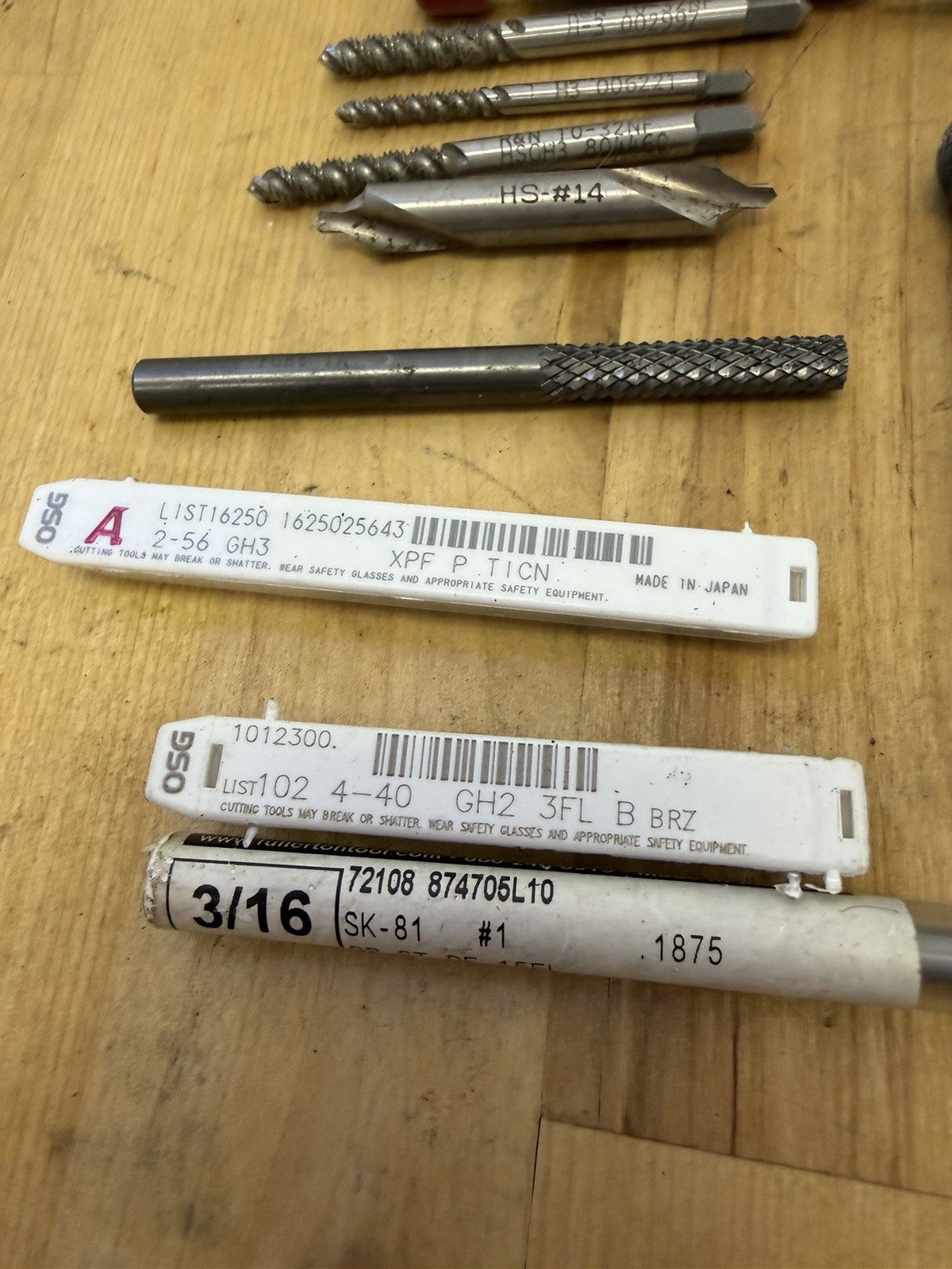 8835541