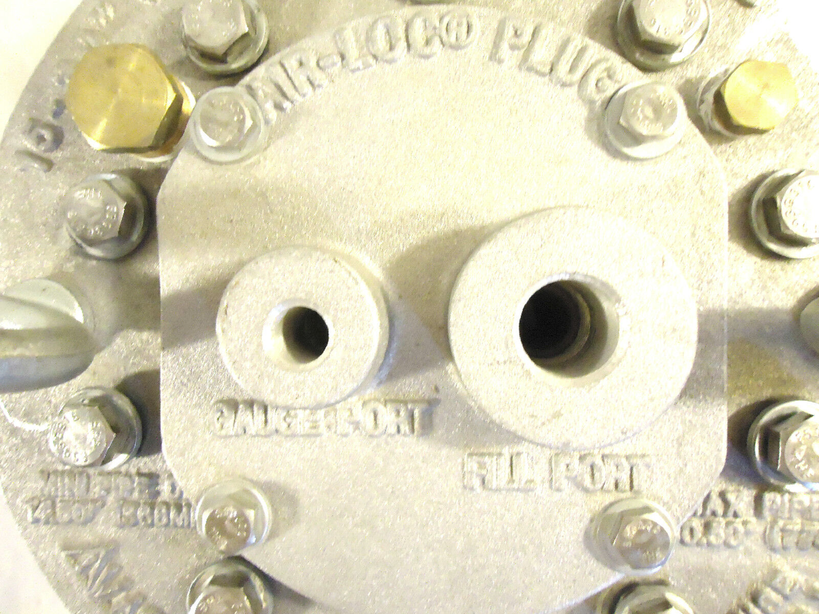 AIR-LOC PLUG Leak Locater Top Plug Plate, Used.