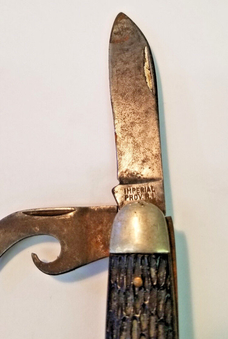 VINTAGE IMPERIAL POCKET KNIFE 3-11/16" OAL- 2 Blades and 2 Tools - Circa 1936-52