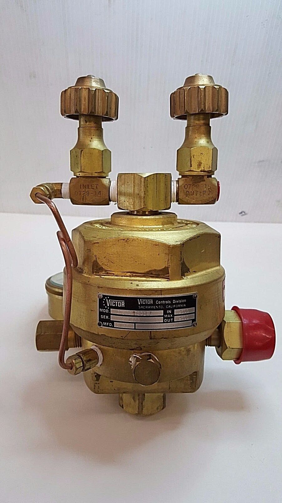 Victor Model GD30B  E2D1B3 Regulator, Used