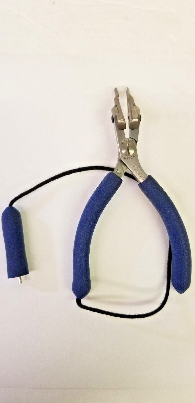 Utica Swiss #10529S Pin Holding Extraction/Insertion Plier, Discontinued, New