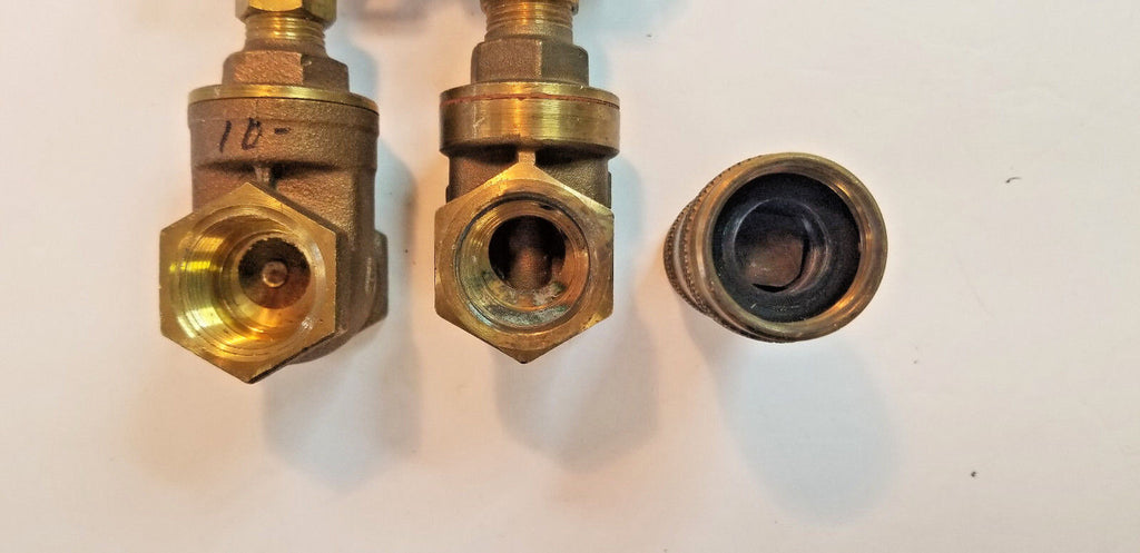 Marshall Brass Co. Water Pressure Regulator 40-50 psi and 2pcs. 3/4" Gate Valves