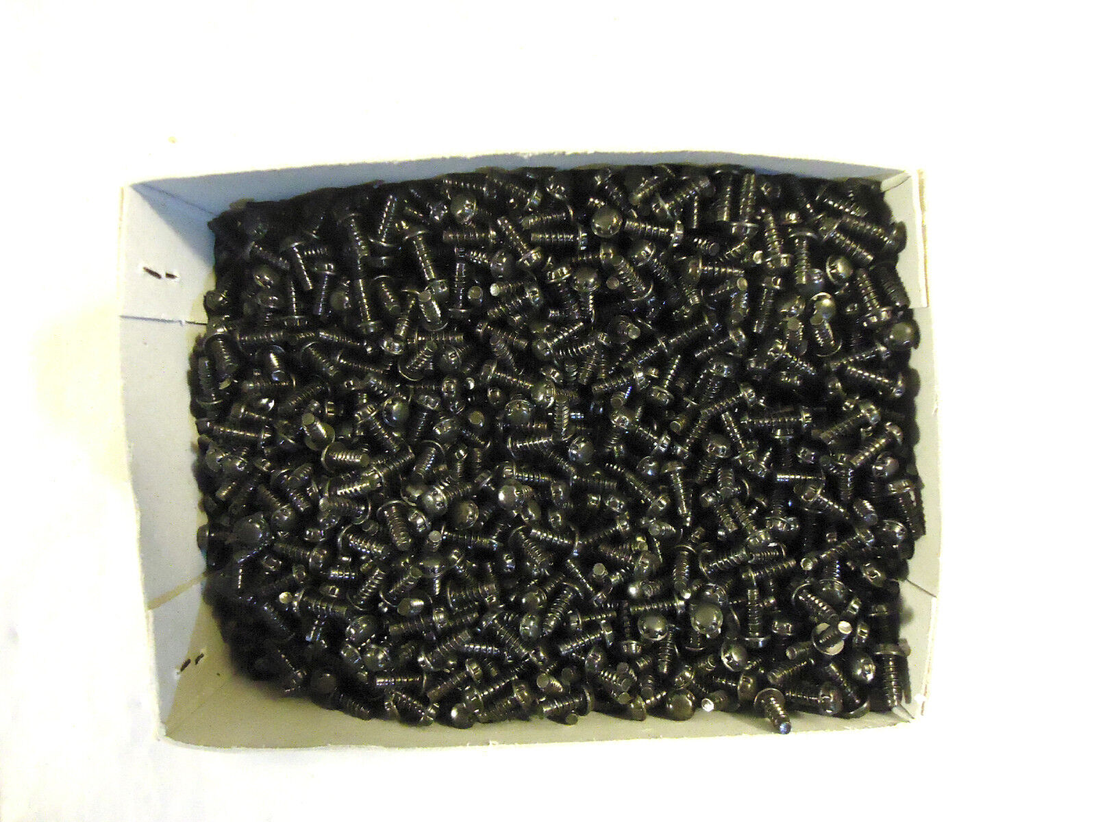 Tapping Screws, 3mmx8mm, Surface Drive Heads, for Cable Boxes & Other Elect, New