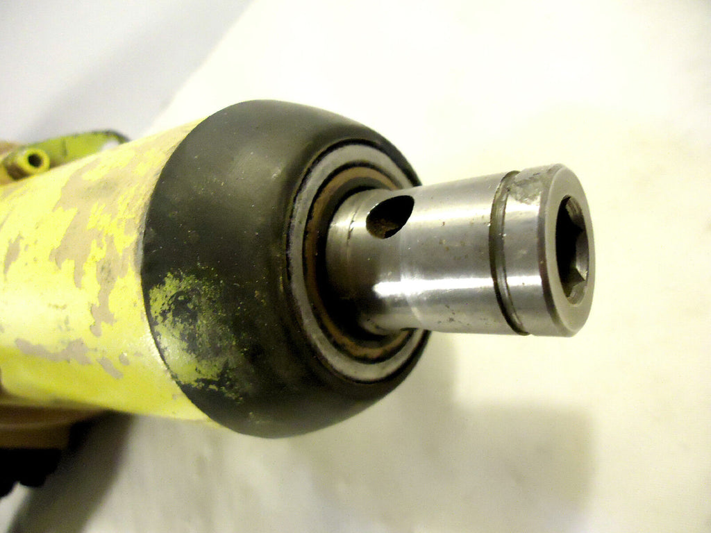 ROBOIMPACT Cat. No. 2008 Quick Change 7/16” Pistol Grip Impact Wrench Set, Used.