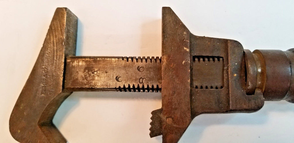 BEMIS & CALL H & T CO. Double Jawed Parrot Eagle Beak Wrench,13", GNRY Railroad