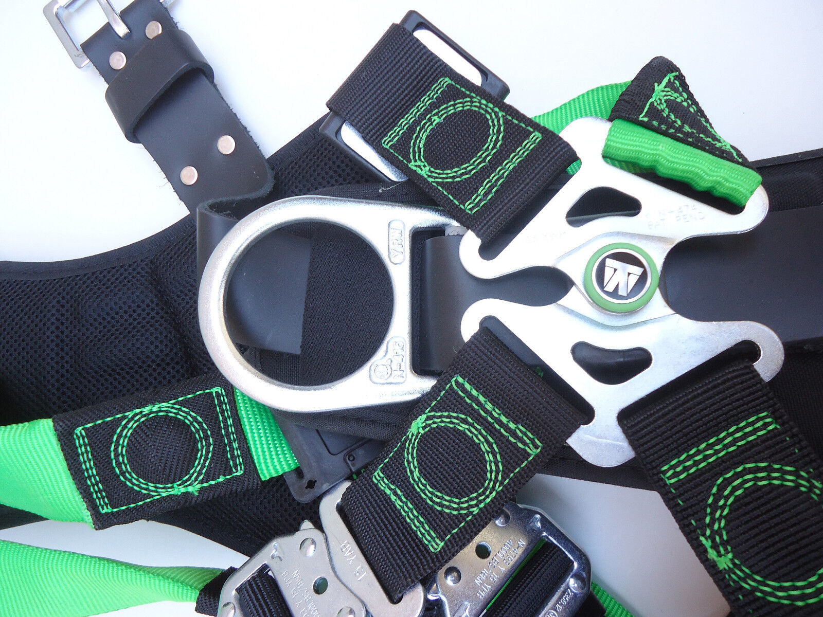 New Miller Revolution Safety Harness, Model RPY-QC-BDP/S/MGN, Removable Belt.