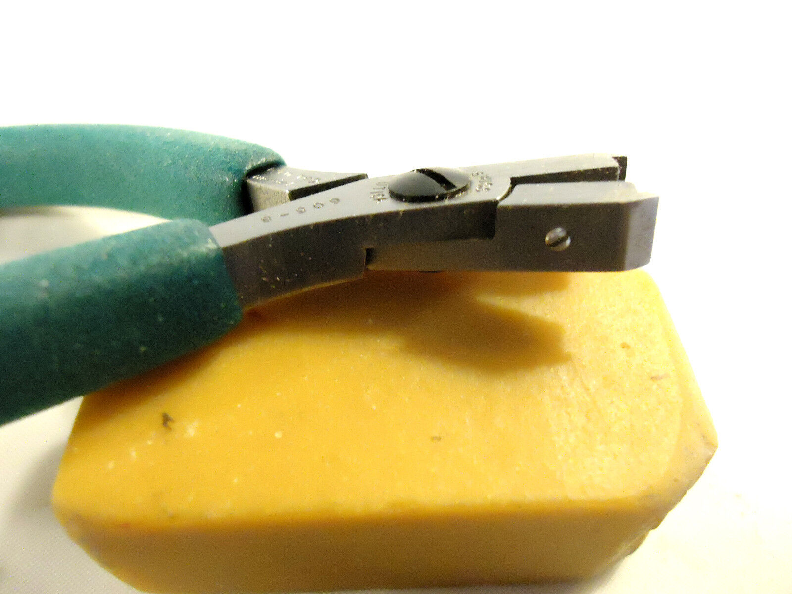 Utica Swiss IC/SMD Inserting and Extracting Plier #U605-8, New/Other, Free Ship