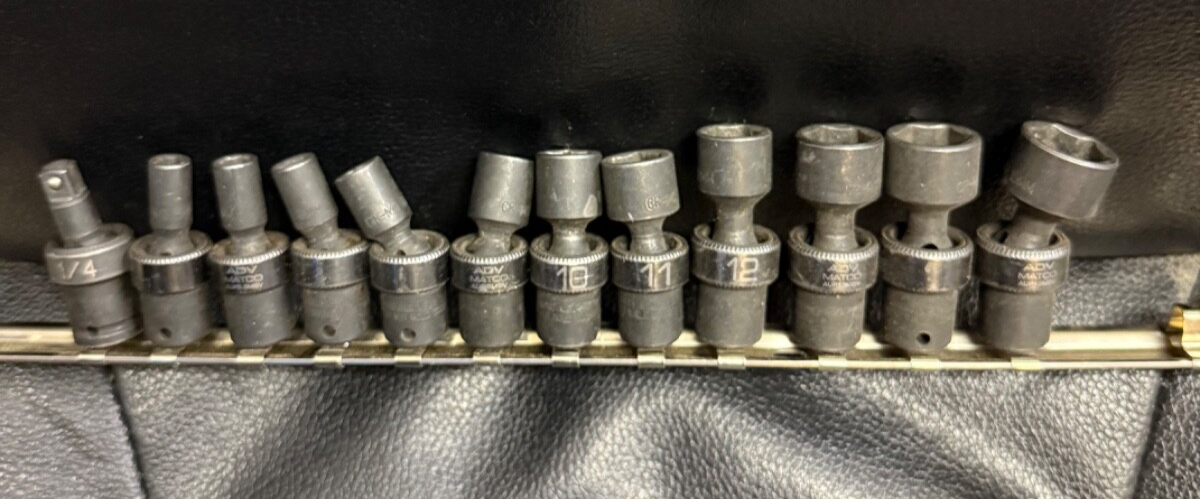 7481021