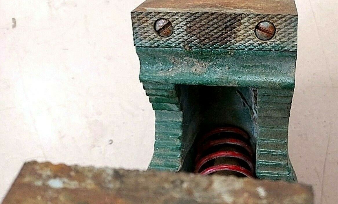 Vintage COLE TOOL MFG Blacksmith No11 Post Vise Anvil ST. ANNE ILLINOIS, XLNT