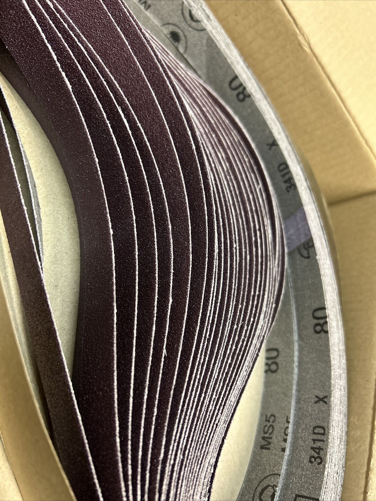3m 361D, 80 Grit 1”x42” Sanding Belts Aluminum Oxide (200 Count)
