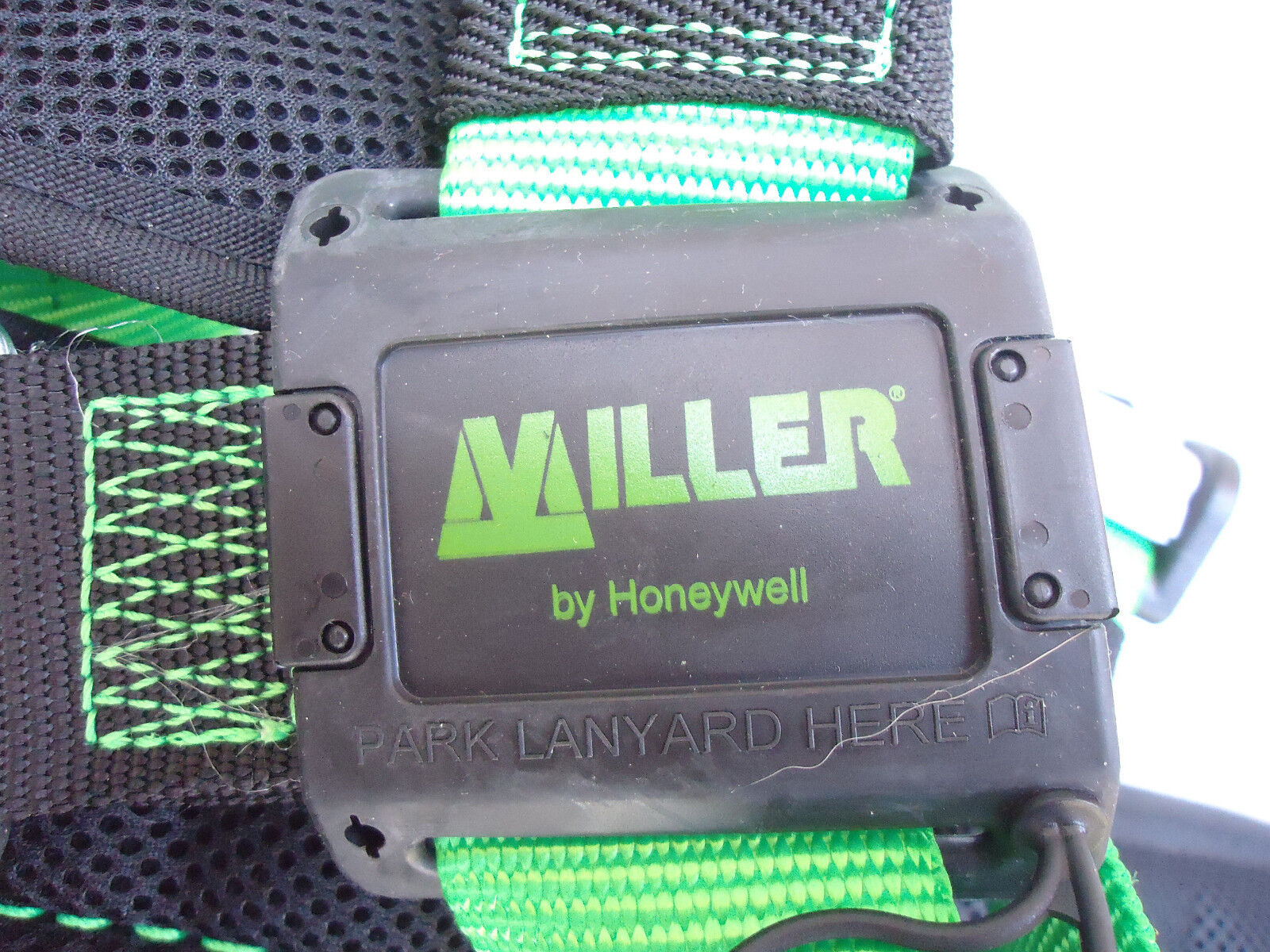 New Miller Revolution Safety Harness, Model RPY-QC-BDP/S/MGN, Removable Belt.