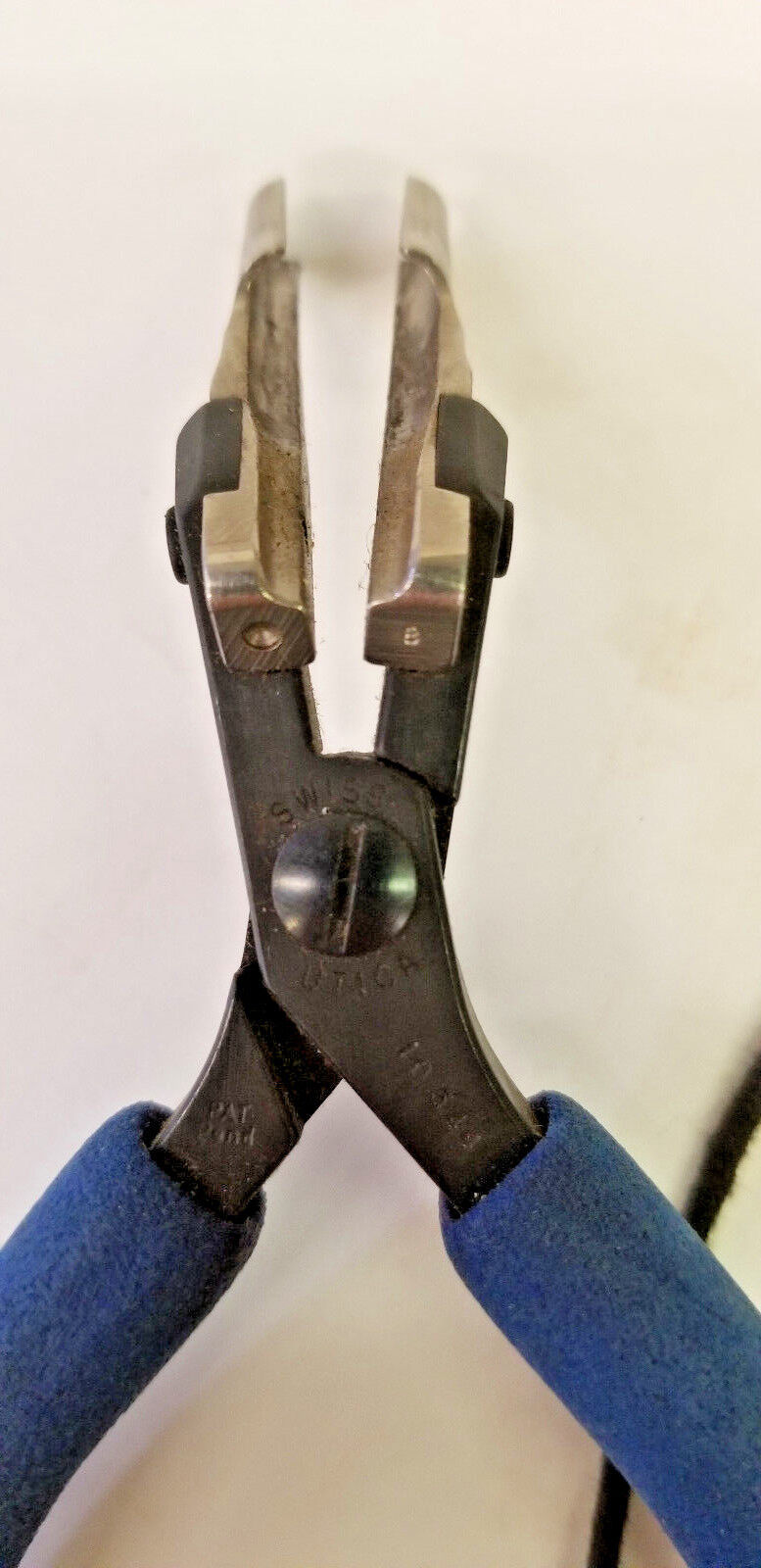 Utica Swiss #10344 Pin Holding Extraction/Insertion Plier, Discontinued, New/Oth