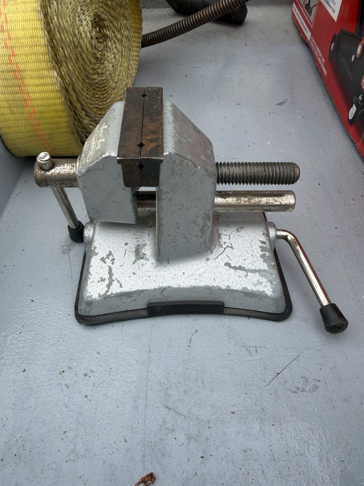 9016174
