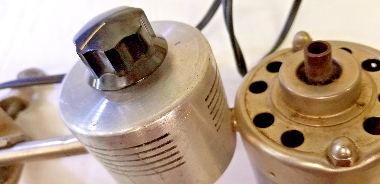 Eberbach  LAB-MIXER Hollow Spindle Variable Speed, Tested Works Well, 110 Volts