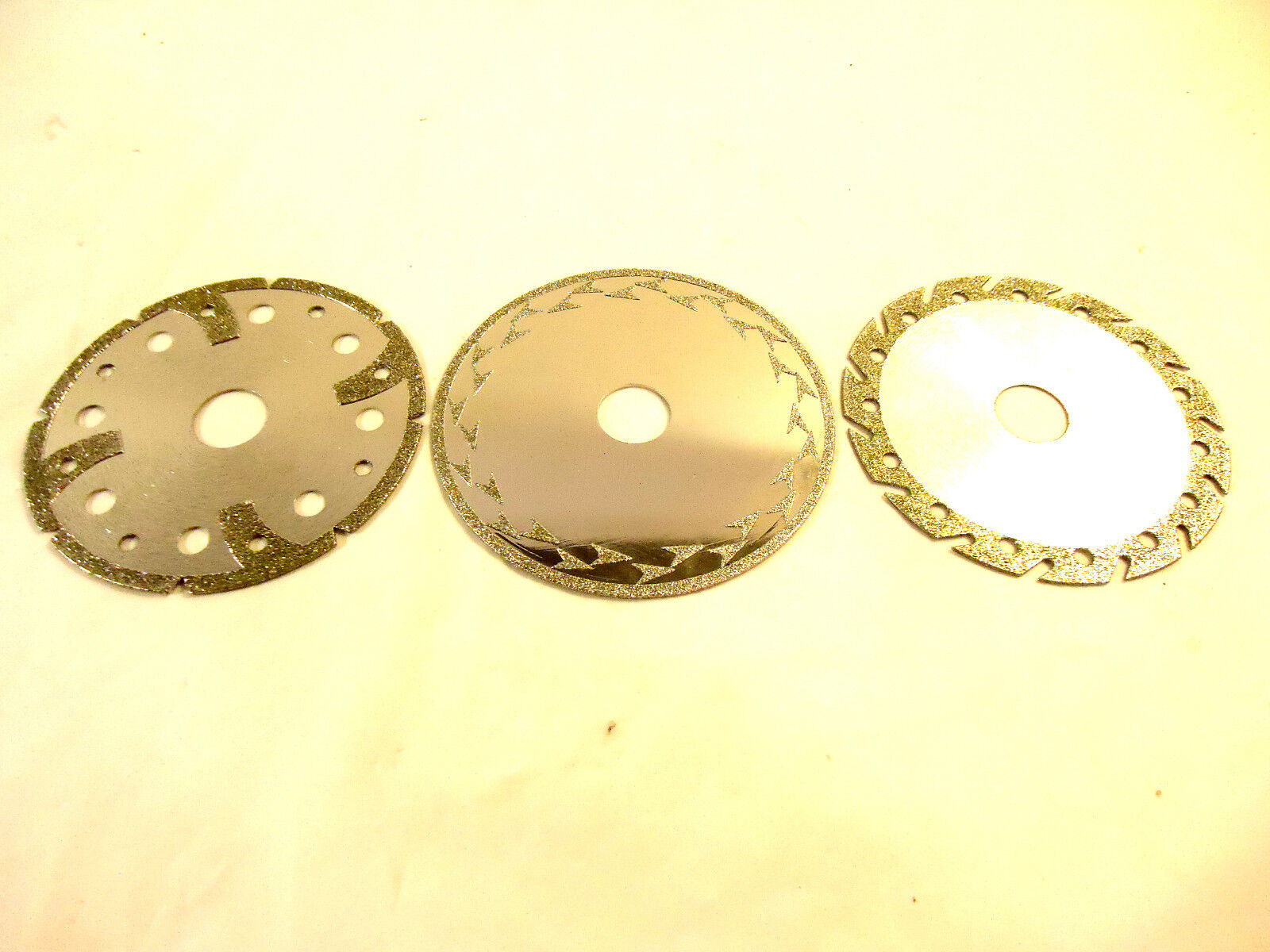 Diamond Blades, 3 pcs, Brazed, 105mm Diameter x 20mm Arbor Hole, New /Other