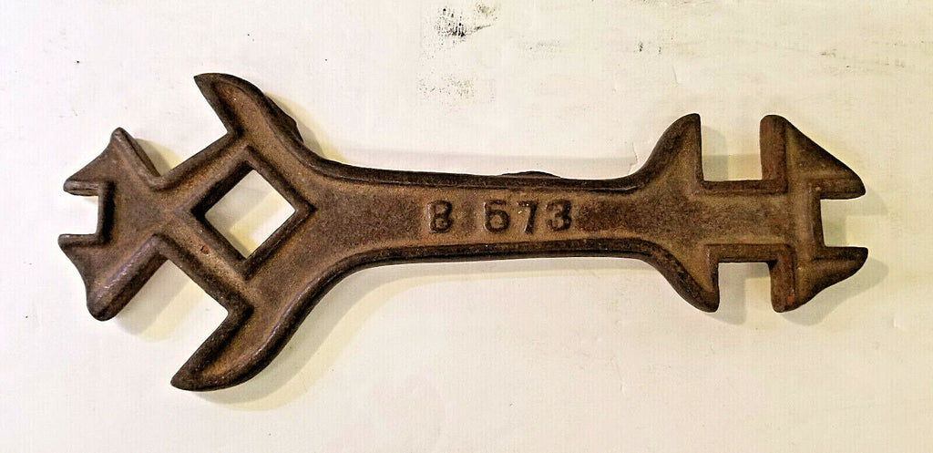 1 LOT of 6 Pieces Vintage Primitive Tools, Steam Punk