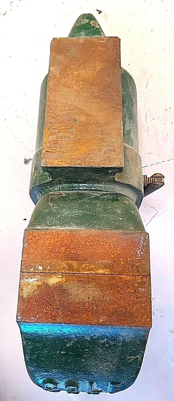 VTG. COLE TOOL MFG Blacksmith No11 Post Vise Anvil ST. ANNE IL., No Lead Screw