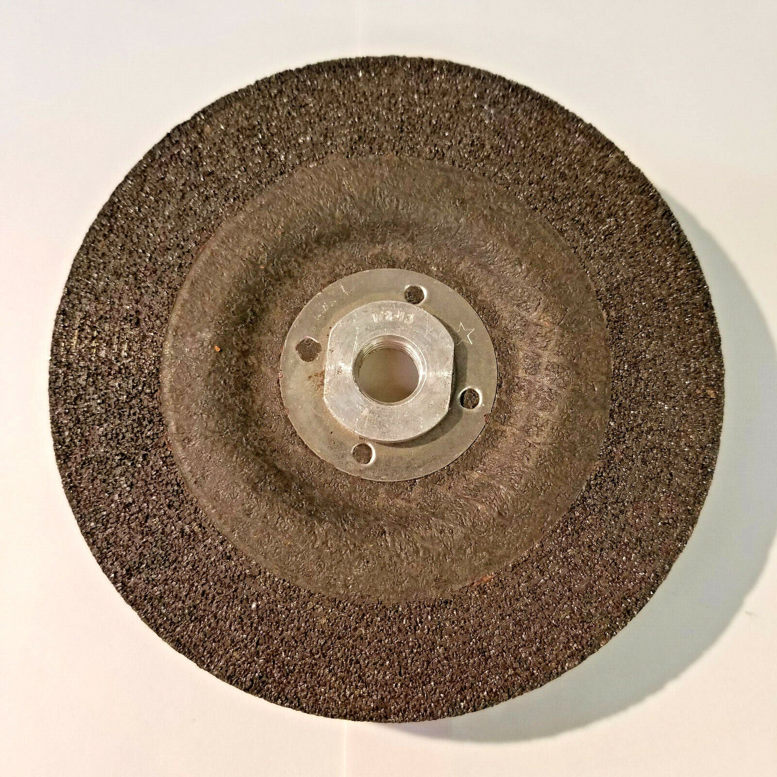 SAIT BF-DT #22140, 4-1/2" X 1/8"  GRINDING WHEELS 1/2"-13 THREADED CENTER 25 pcs